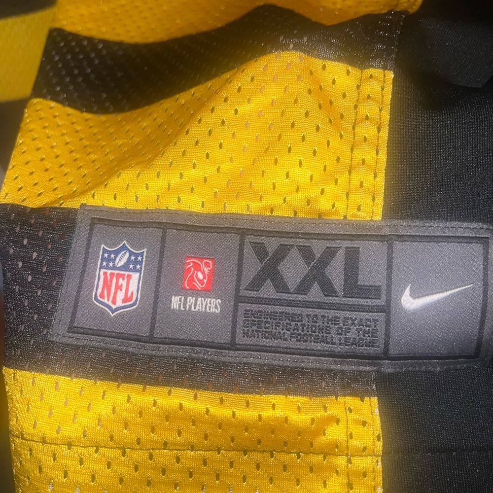 Pittsburgh Steelers Polamalu Jersey - Picture 4 of 6